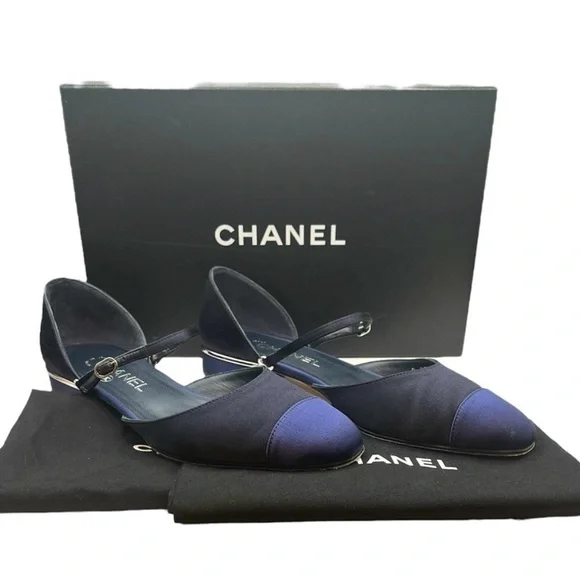 CHANEL Navy Satin Cap Toe Ankle Strap CC Flats 38.5EU - Picture 14 of 16